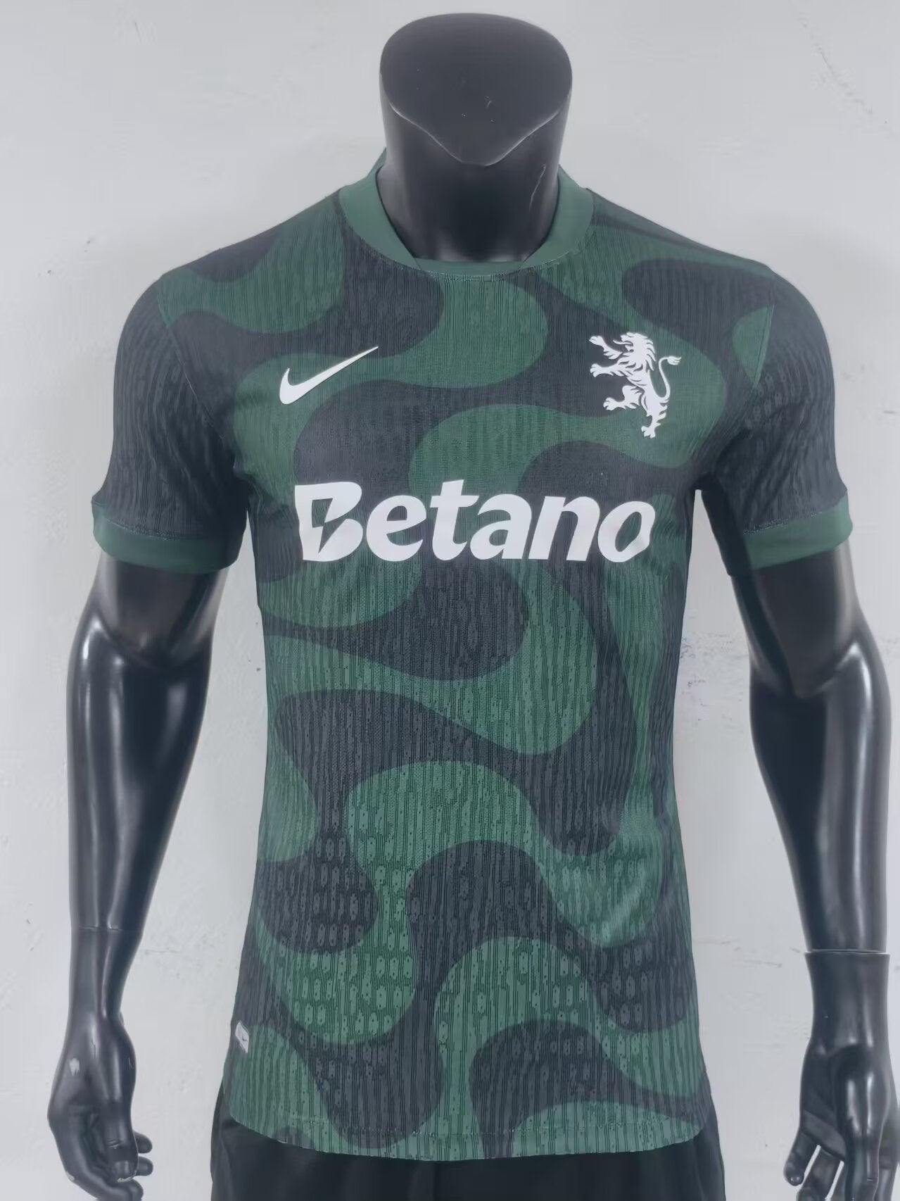 Lisbon 2025/2026 Third Player Version Football Jersey