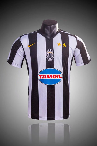 Retro Juventus 2005/2006 Home Football Jersey