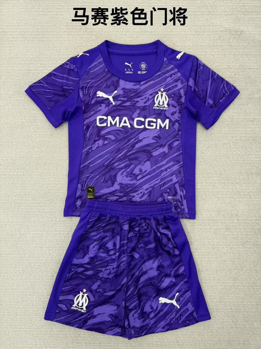 Kids jerseys 2025/2026 Kids Goalkeeper Fan Version Football Jersey