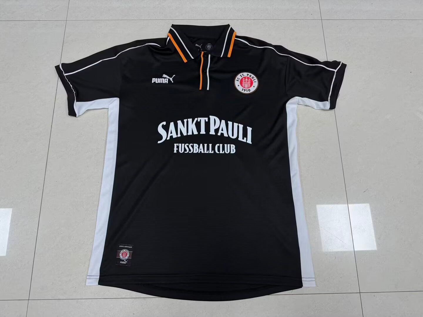 Retro St. Pauli Special Edition 2025/2026 Fan Version Football Jersey