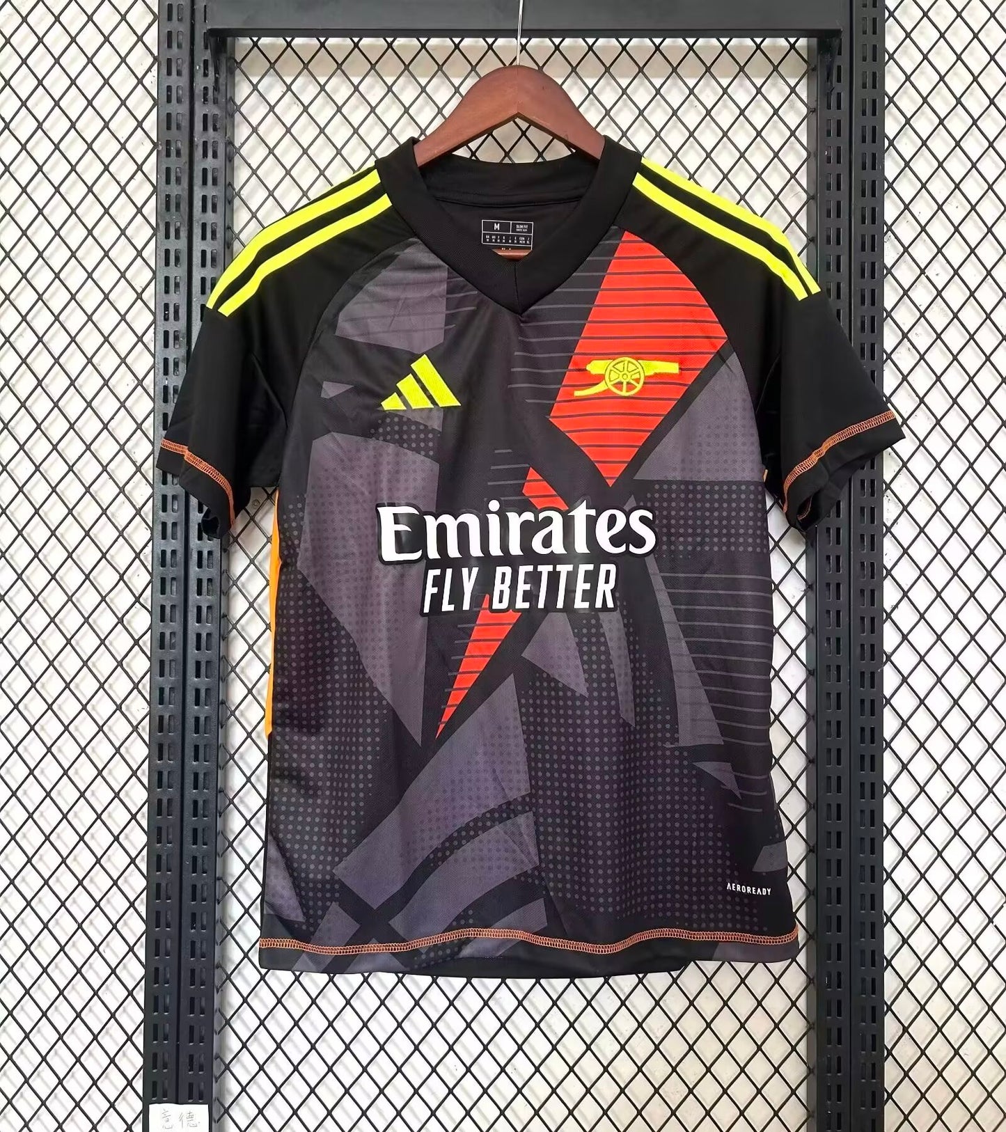 Arsenal 2024/2025 Goalkeeper Fan Version Football Jersey