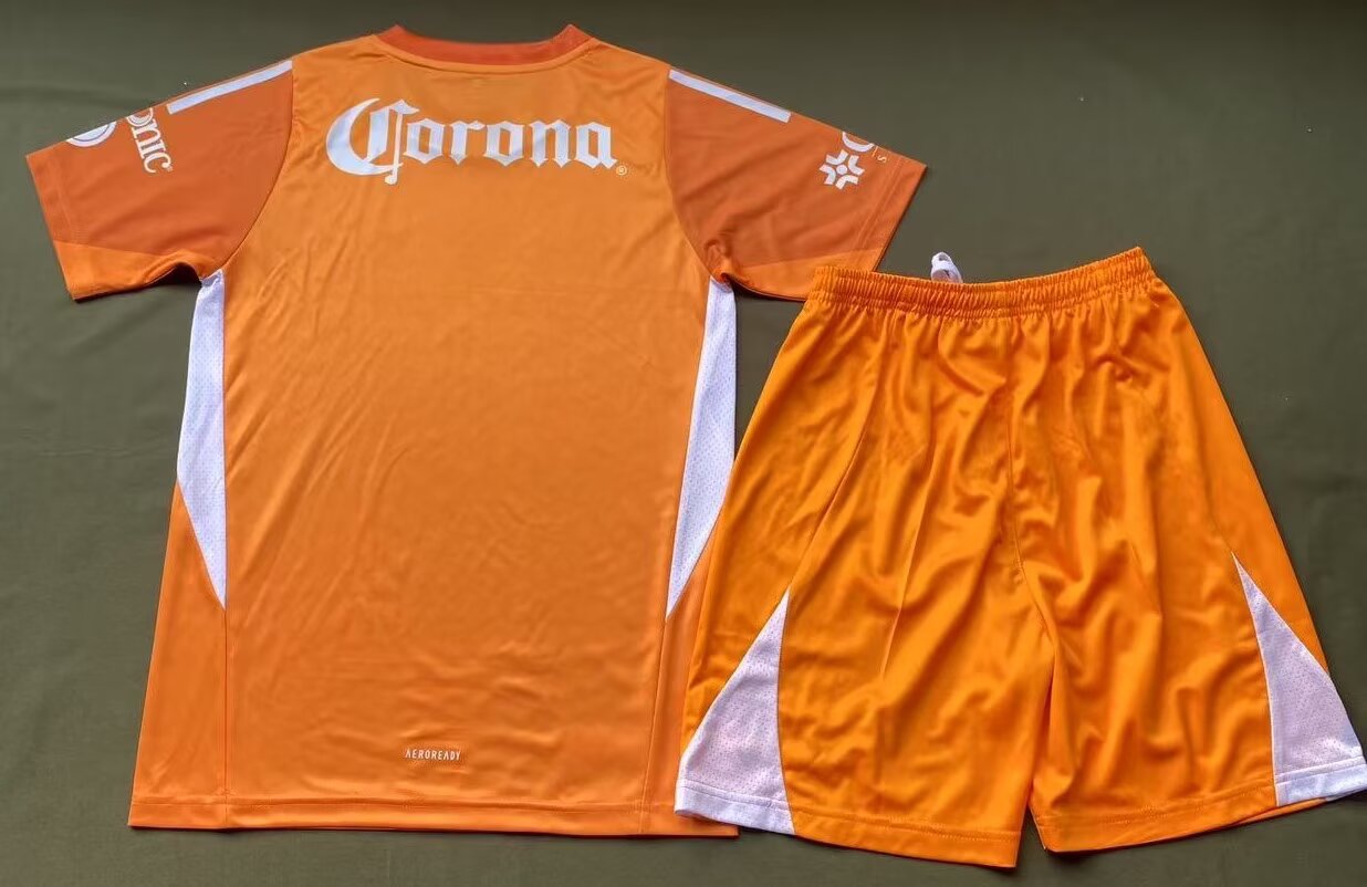 Kids jerseys 2025/2026 Kids Goalkeeper Football Jersey