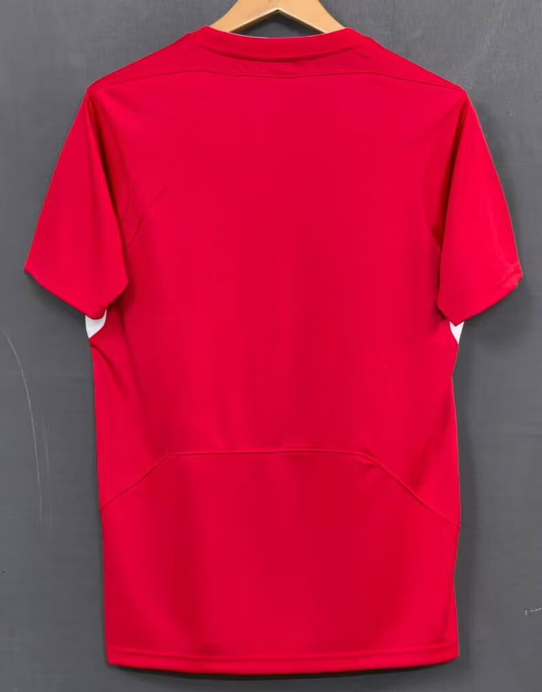 Retro Liverpool 2004/2005 Home Football Jersey