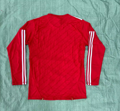 Retro Liverpool 2010/2011 Home Football Jersey