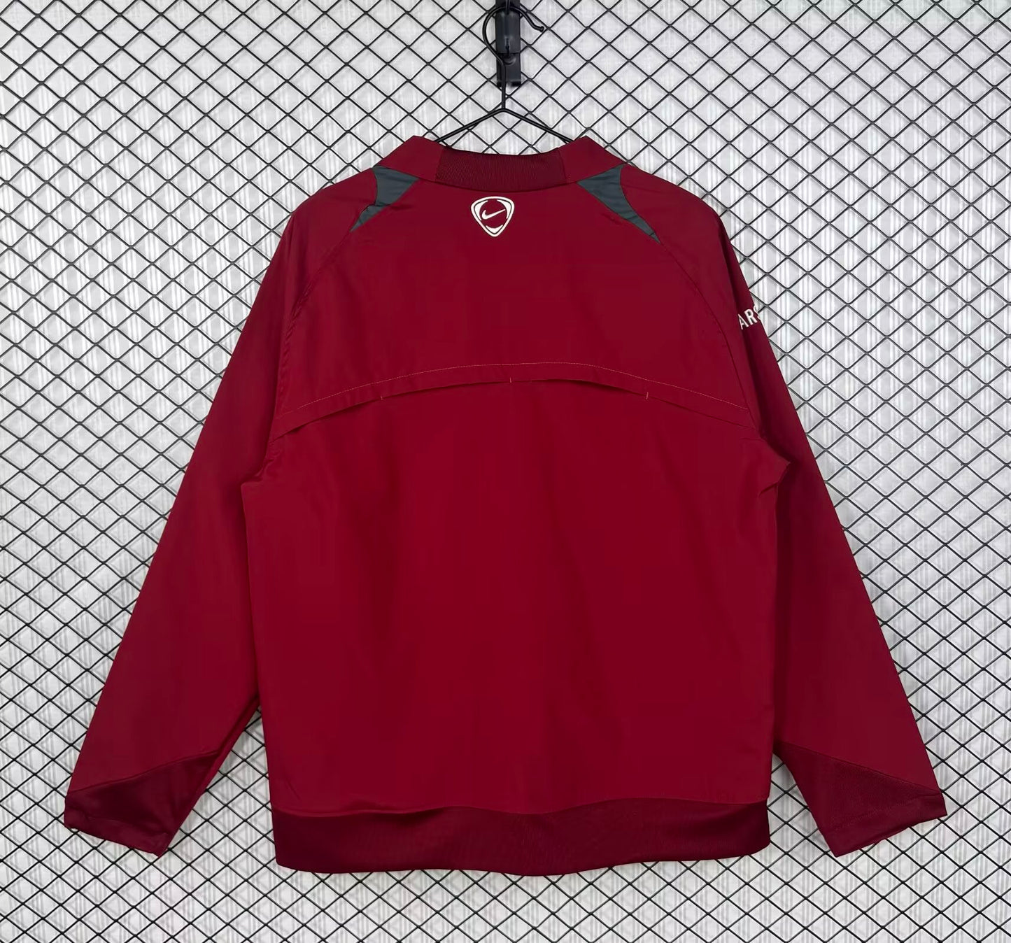 Retro Arsenal Windbreaker Red Jersey 2005-2006