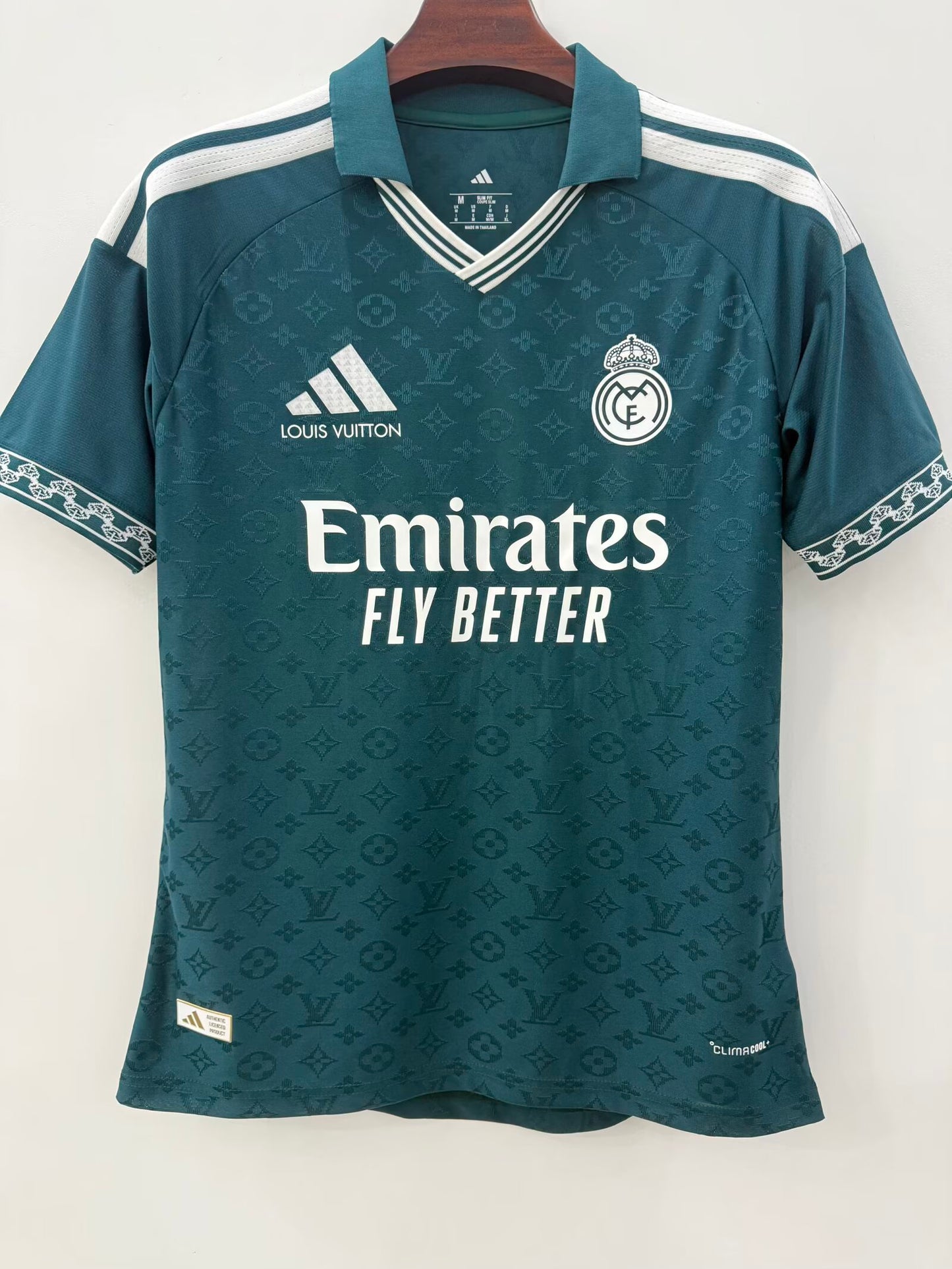 Retro Real Madrid 2026/2027 Fan Version Football Jersey