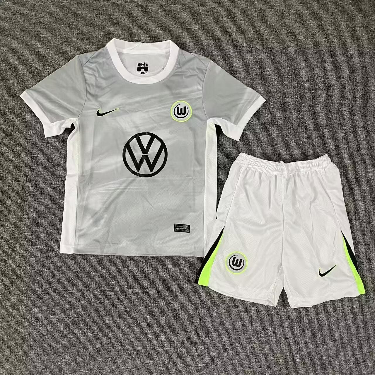 Wolfsburg 2025/2026 Kids Away Football Jersey