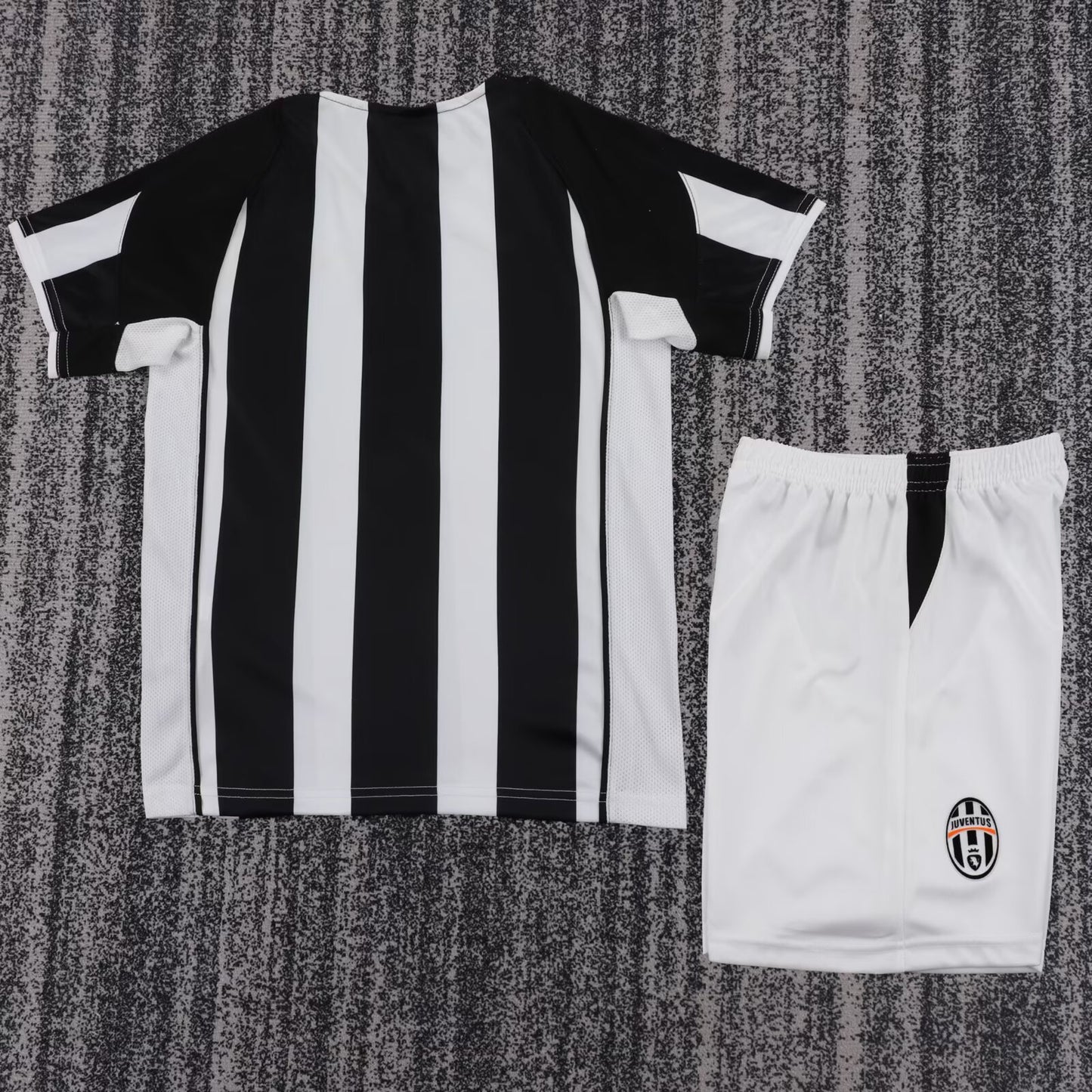 Retro Juventus 2004/2005 Kids Home Football Jersey