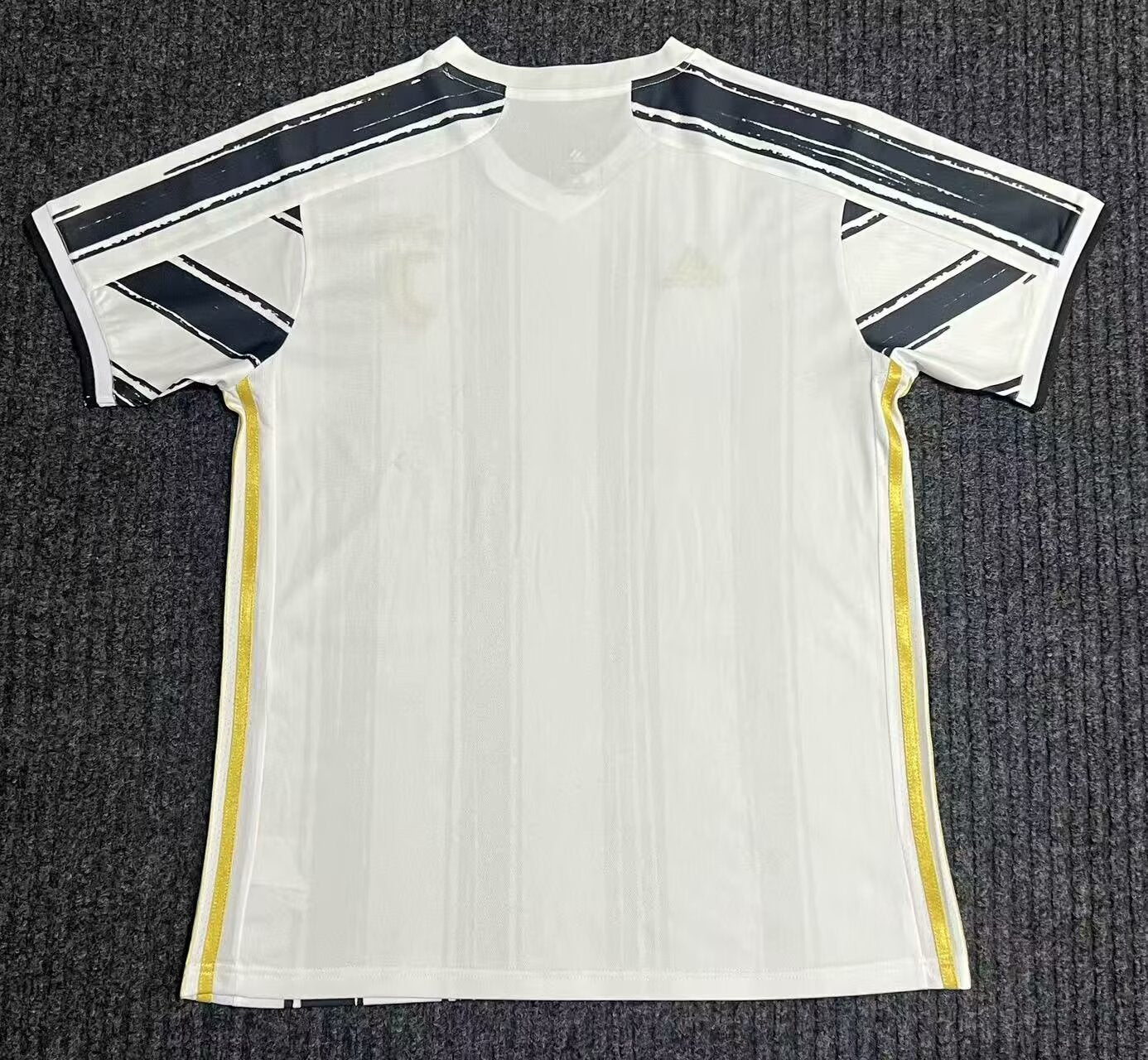 Retro Juventus 2020/2021 Home Fan Version Football Jersey