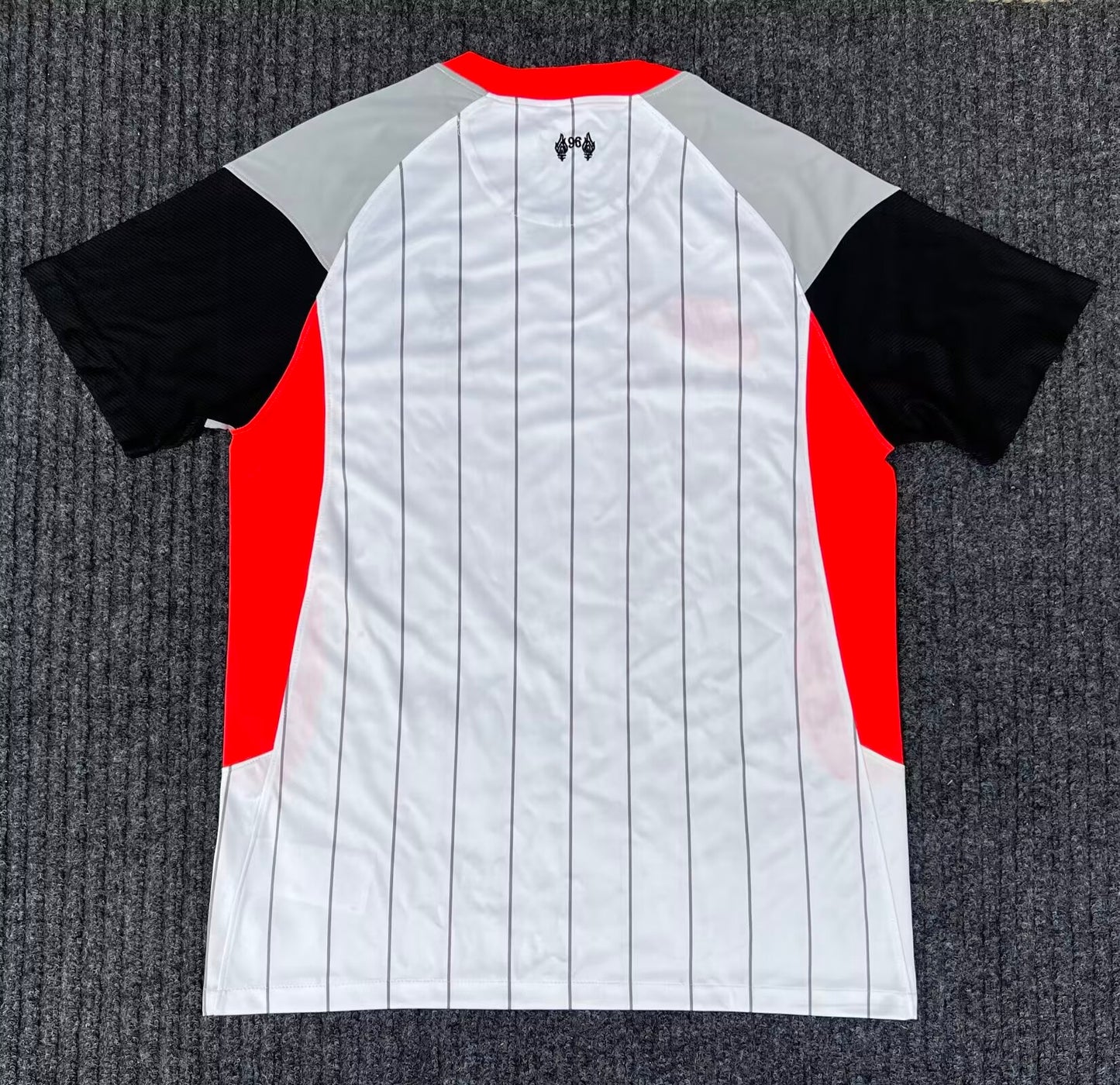 Retro Liverpool 2020/2021 Third Away Football Jersey