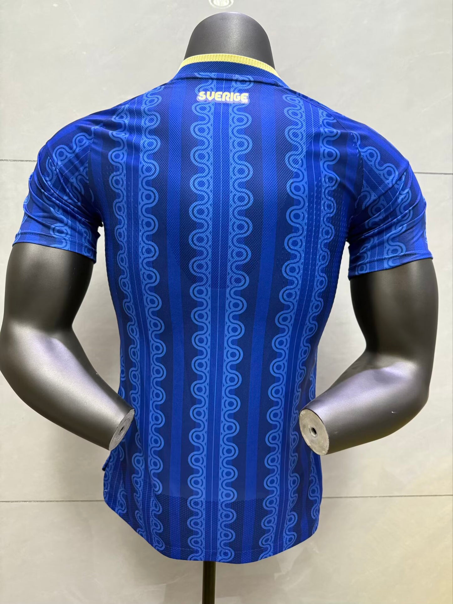 Sweden 2026/2027 Away Player Version Football Jersey