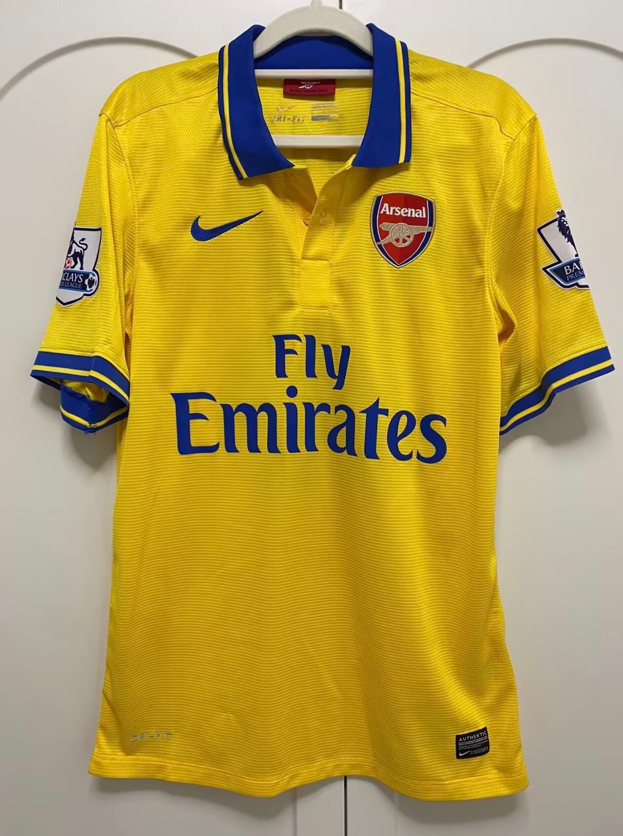 Retro Arsenal 2013/2014 Away Football Jersey