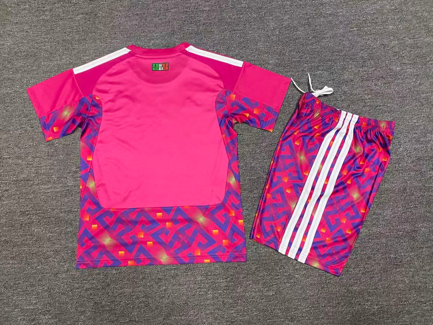 Kids jerseys 2026/2027 Kids Goalkeeper Football Jersey