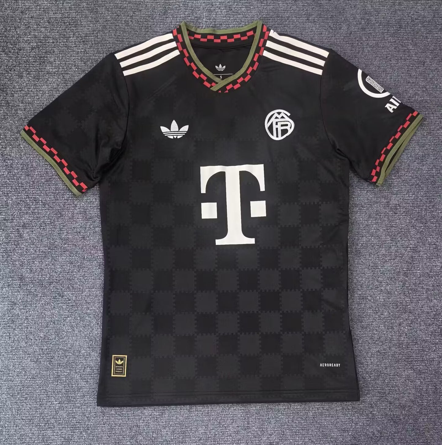 Bayern Munich 2025/2026 Third Fan Version Football Jersey