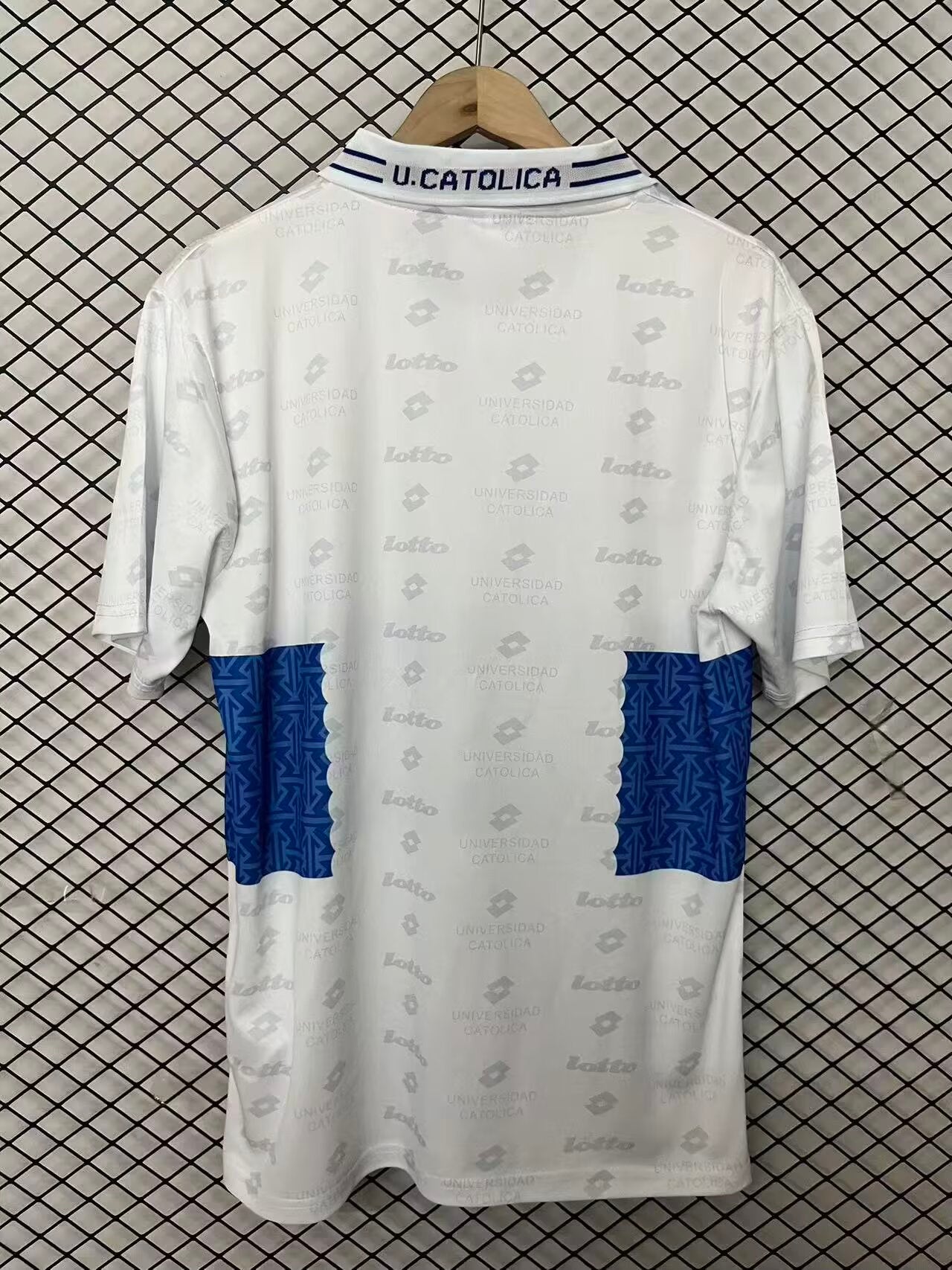 Retro University of Chile 1996 Home Fan Version Football Jersey