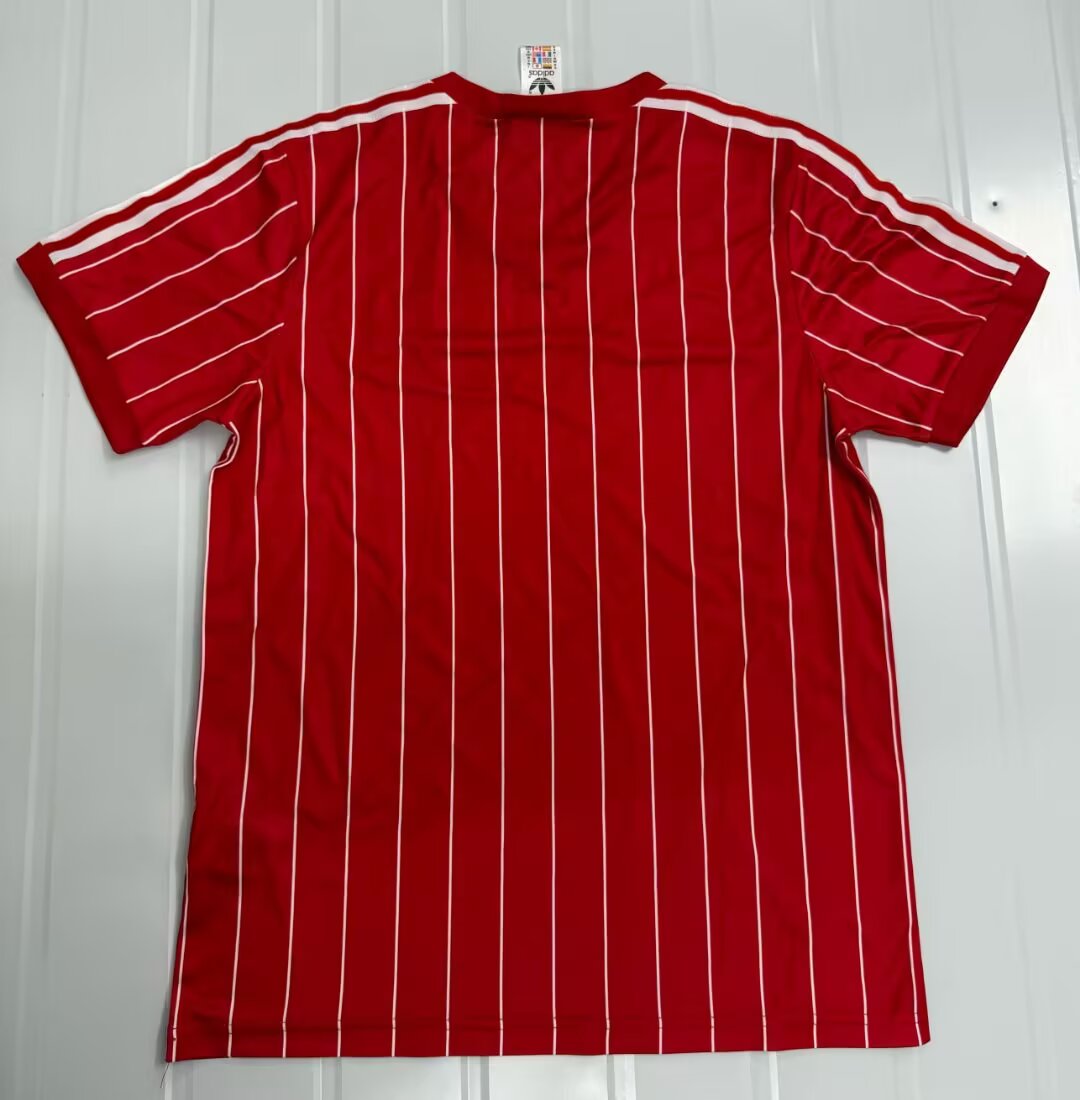 Retro Aberdeen F.C. 1982/1983 Home Fan Version Football Jersey