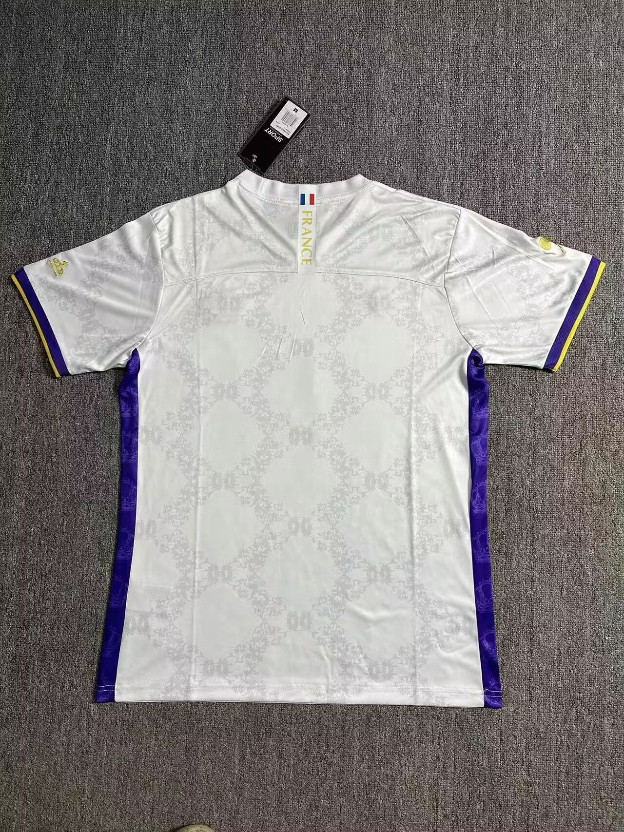 Real Madrid 2024/2025 Fan Version Football Jersey