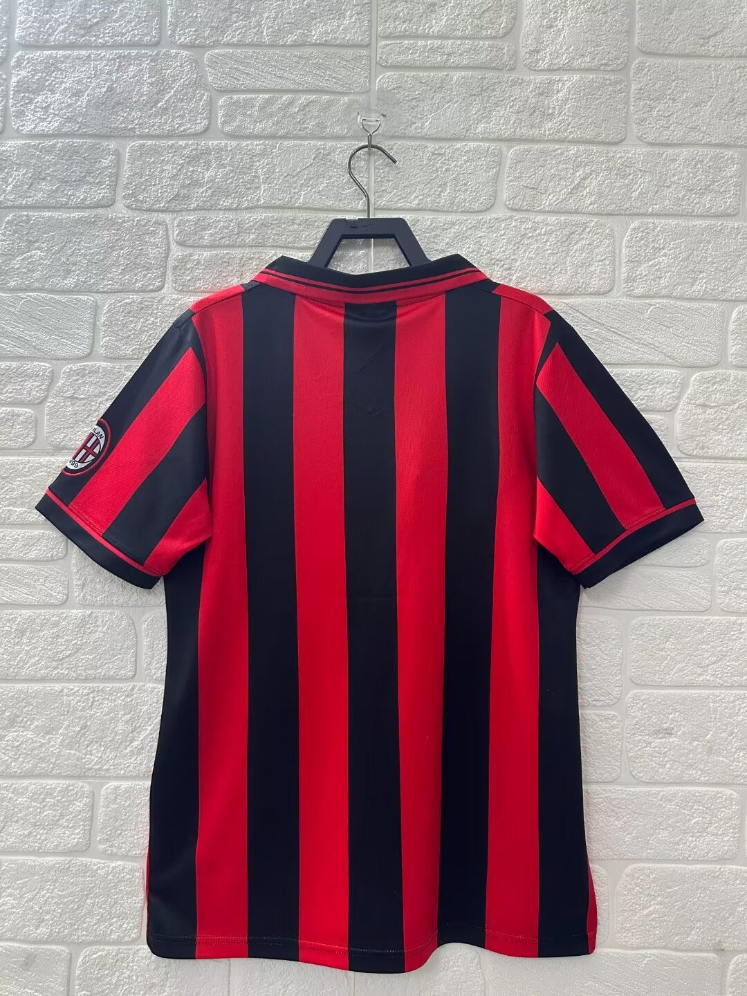 Retro AC Milan 1996/1997 Home Football Jersey
