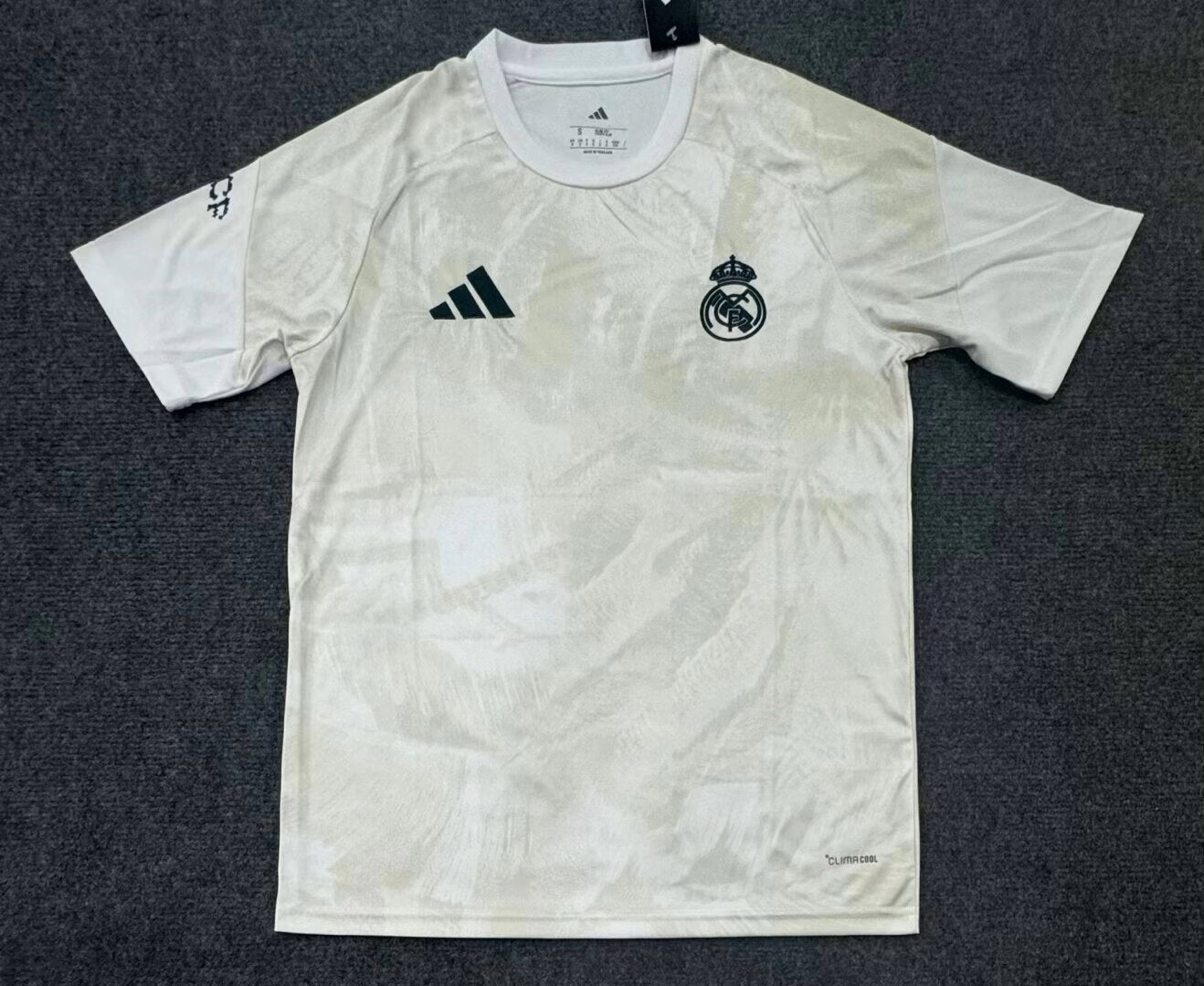 Real Madrid Special Edition 2026/2027 Fan Version Tracksuit