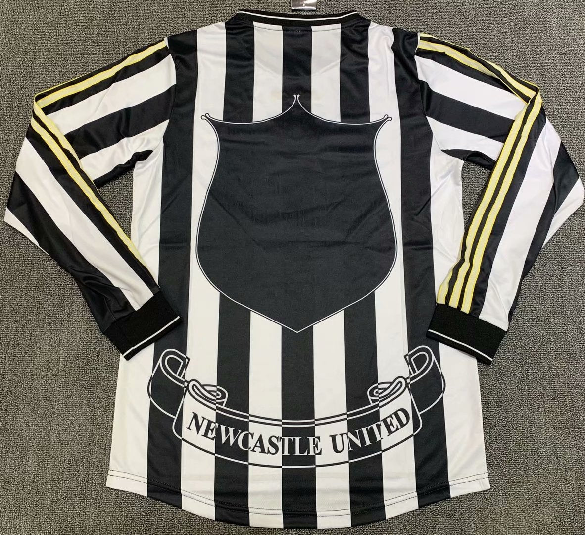Retro Newcastle United 1997/1999 Home Long Sleeve Fan Version Football Jersey