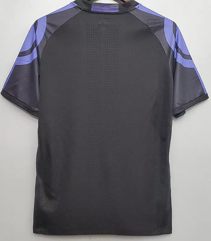 Retro Real Madrid 2016/2017 Away Football Jersey