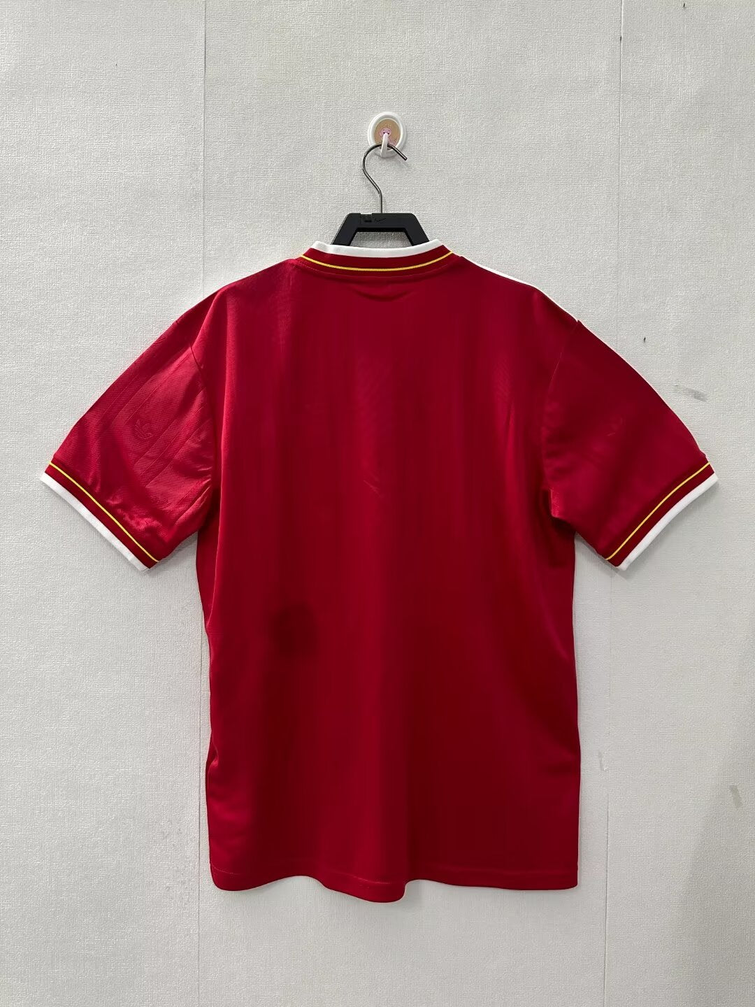 Retro Liverpool 1986/1987 Home Football Jersey