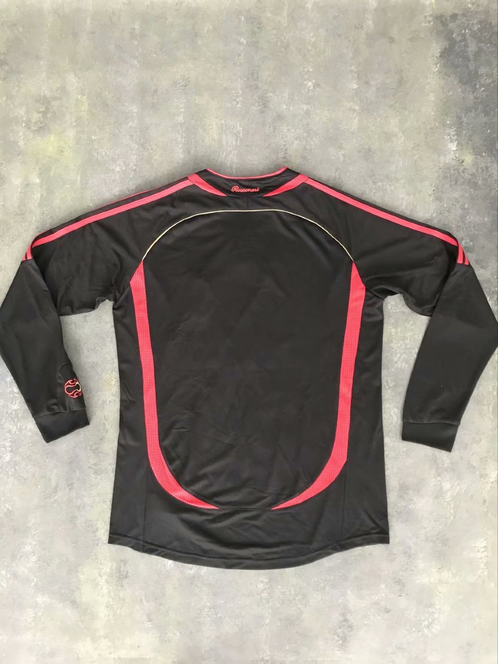 Retro AC Milan 2006/2007 Away Long Sleeve Football Jersey