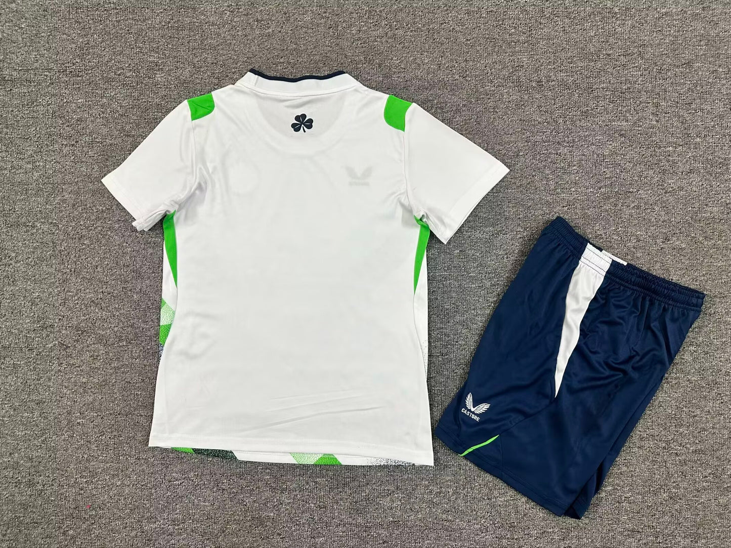 Ireland 2026/2027 Kids Away Fan Version Football Jersey