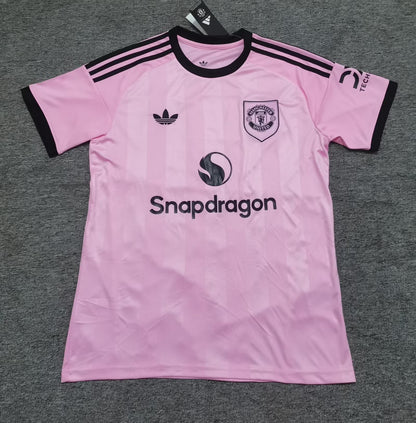 Manchester United 2025/2026 Goalkeeper Fan Version Football Jersey
