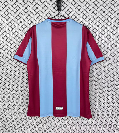 Retro Aston Villa 1999/2000 Home Football Jersey