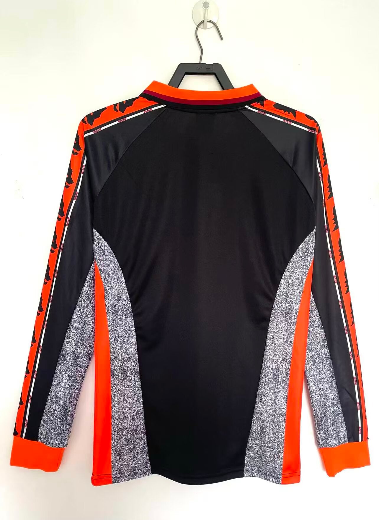 Retro Roman 1998/1999 Third Away Football Jersey