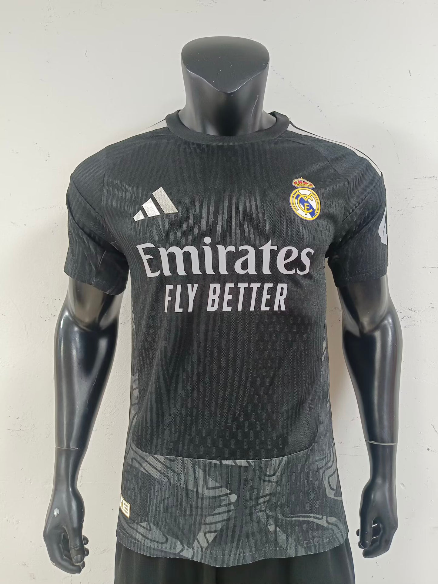 Real Madrid 2026/2027 Goalkeeper Player Version Football Jersey