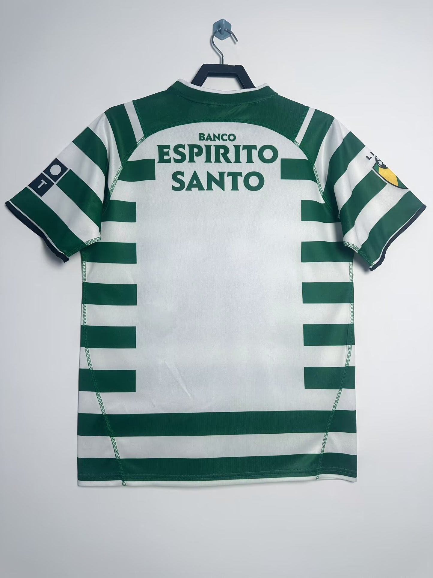 Retro Lisbon 2003/2004 Home Football Jersey