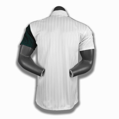 Retro Liverpool 1995 Football Jersey