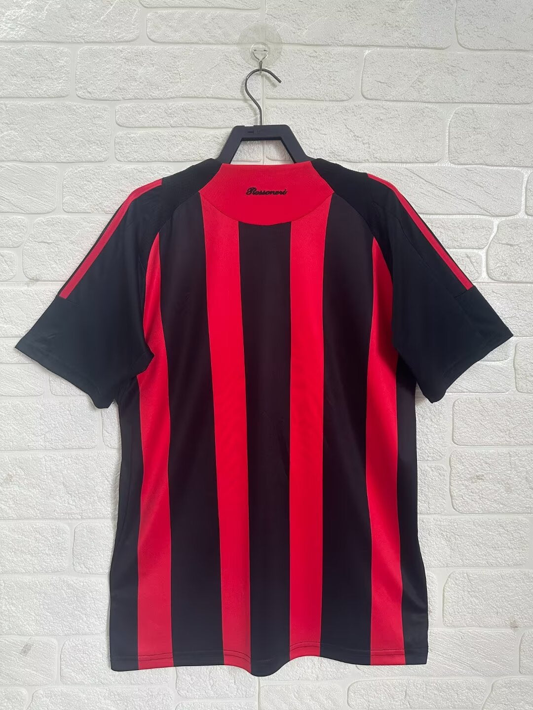 Retro AC Milan 2008/2009 Home Football Jersey