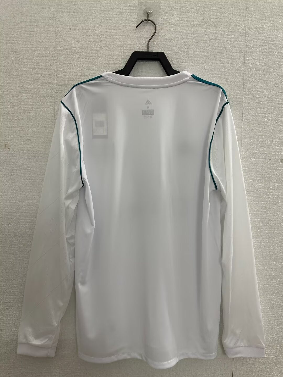 Retro Real Madrid 2017/2018 Home Football Jersey