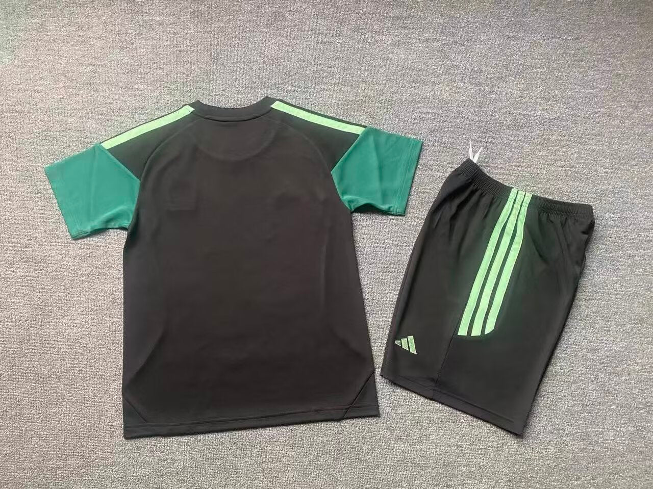 Kids jerseys 2026/2027 Kids Tracksuit