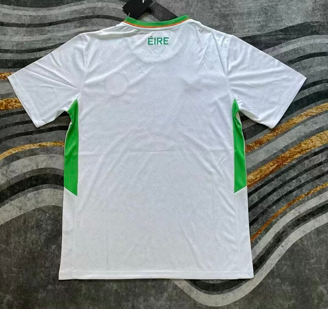 Ireland 2026/2027 Away Fan Version Football Jersey