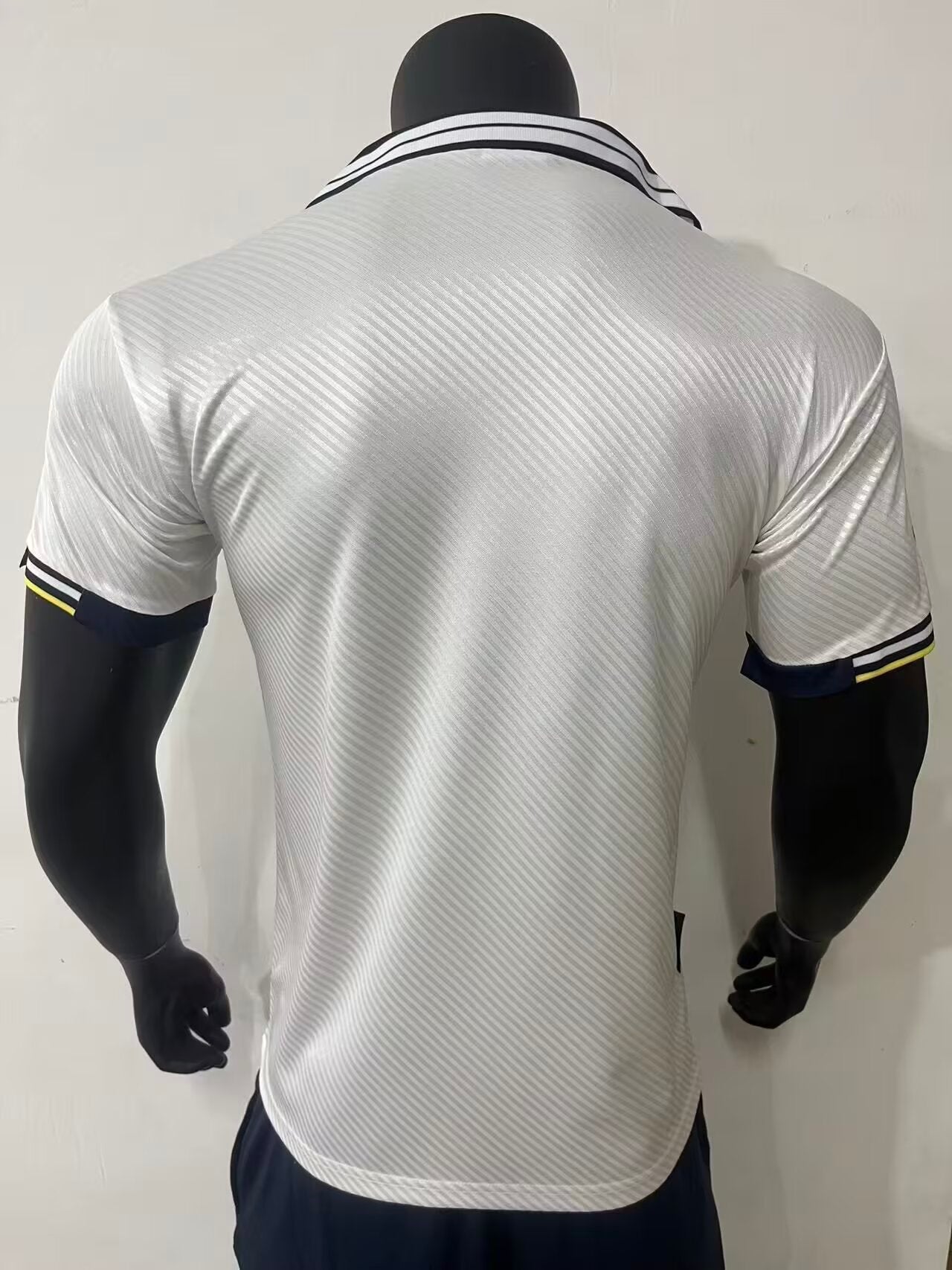 Retro Tottenham Hotspur 1993/1995 Home Football Jersey