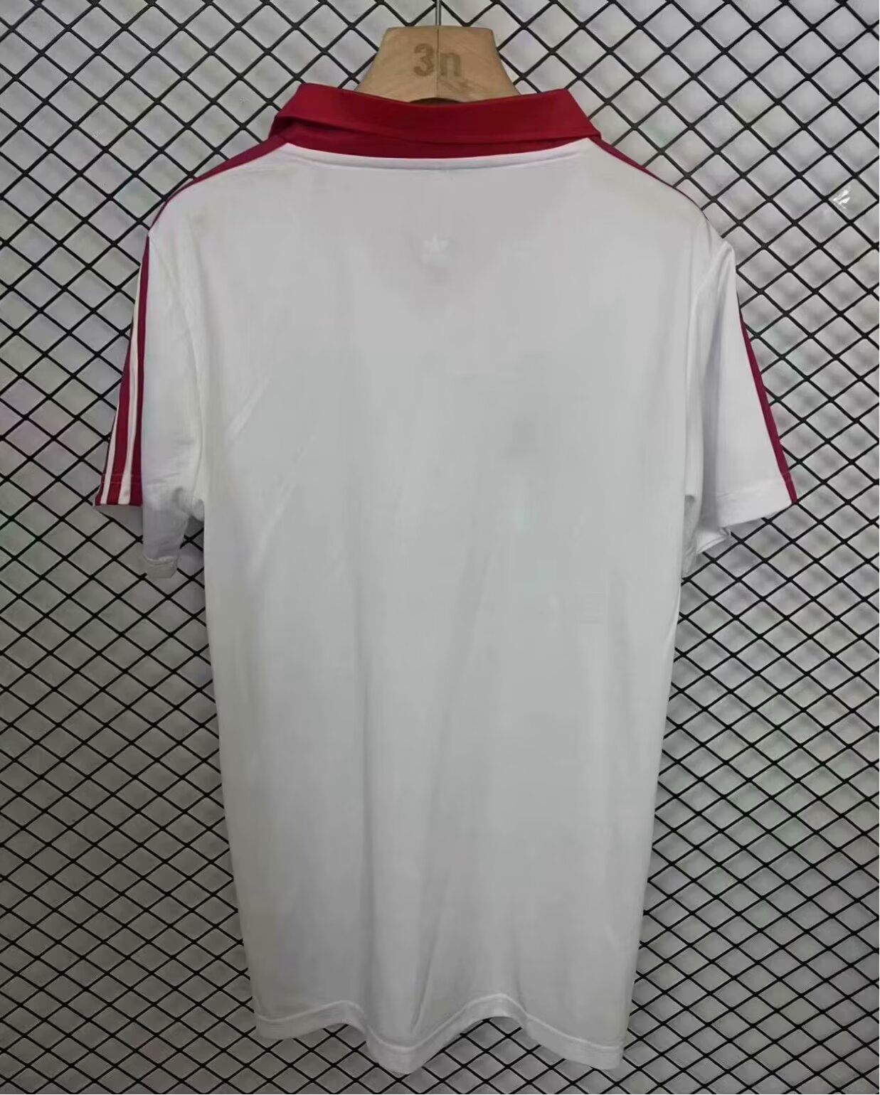 Retro Hamburger SV 1980/1981 Home Fan Version Football Jersey