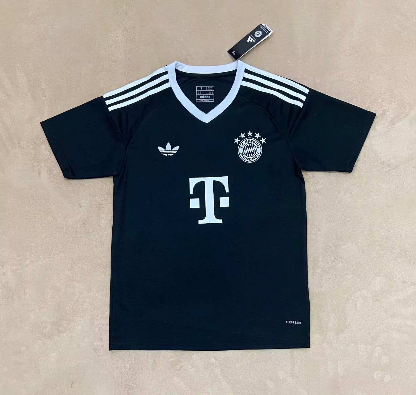 Bayern Munich 2024/2025 Goalkeeper Fan Version Football Jersey