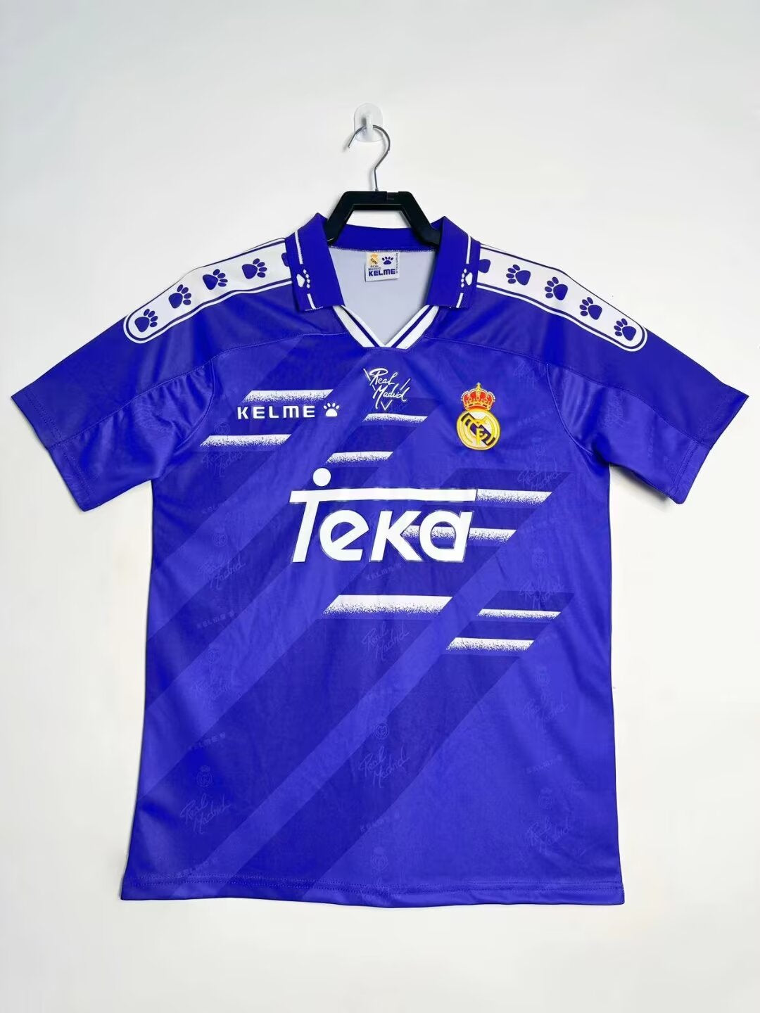 Retro Real Madrid 1994/1995 Away Football Jersey