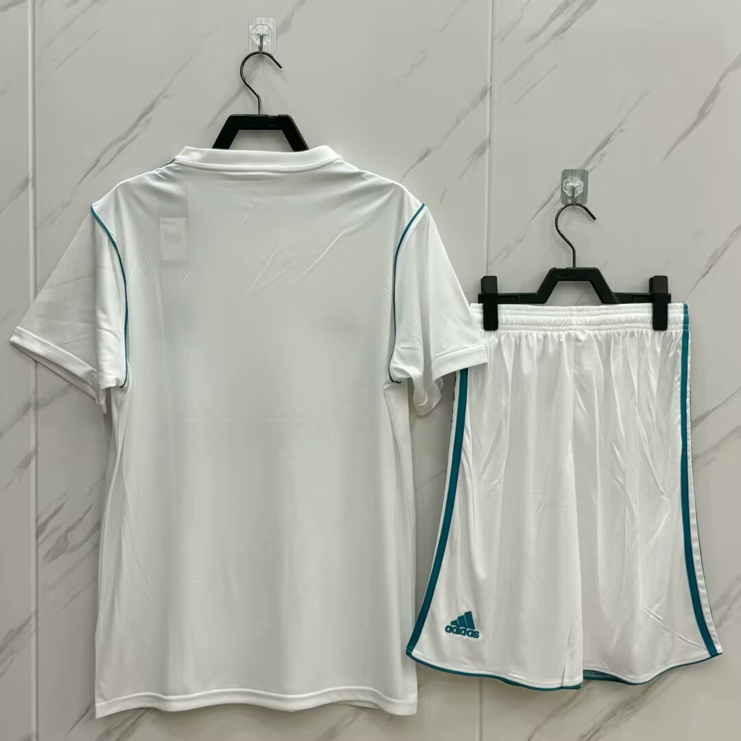 Retro Real Madrid 2017/2018 Home Football Jersey
