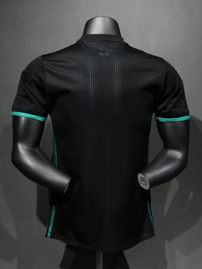 Retro Real Madrid 2017/2018 Away Player Version Football Jersey
