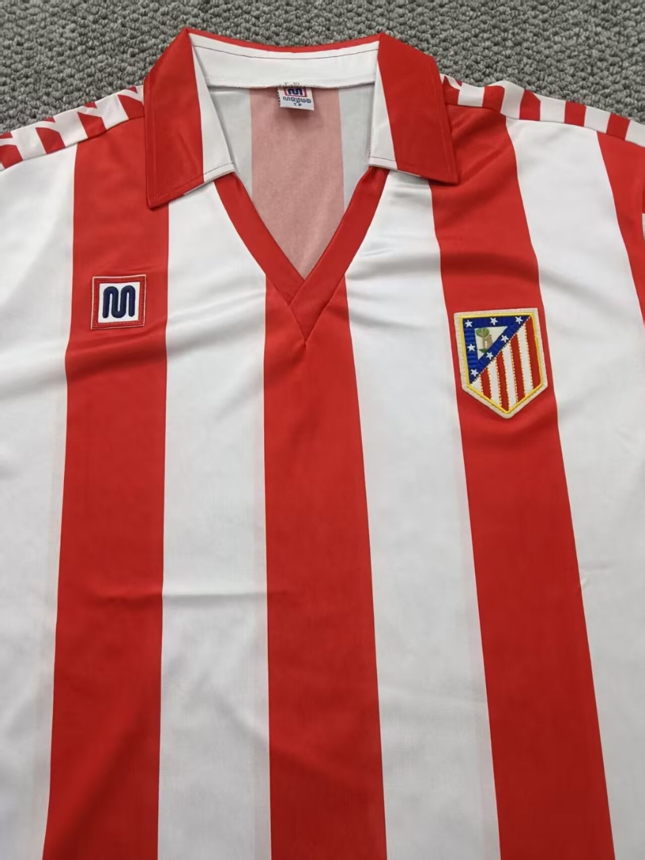Retro Atlético de Madrid 1982/1983 Home Football Jersey