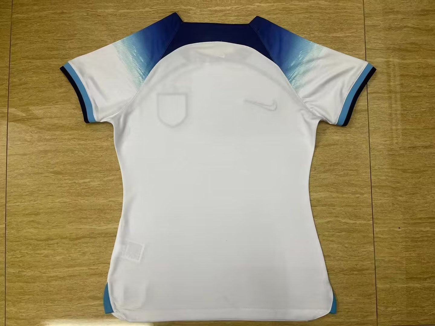 England 2022/2023 Women Home Fan Version Football Jersey