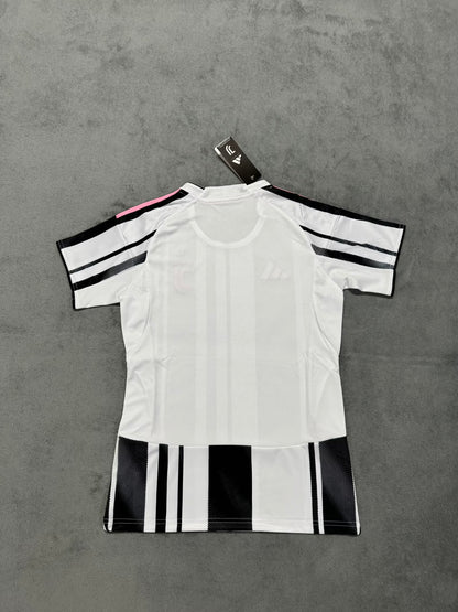 Juventus 2025/2026 Women Home Fan Version Football Jersey