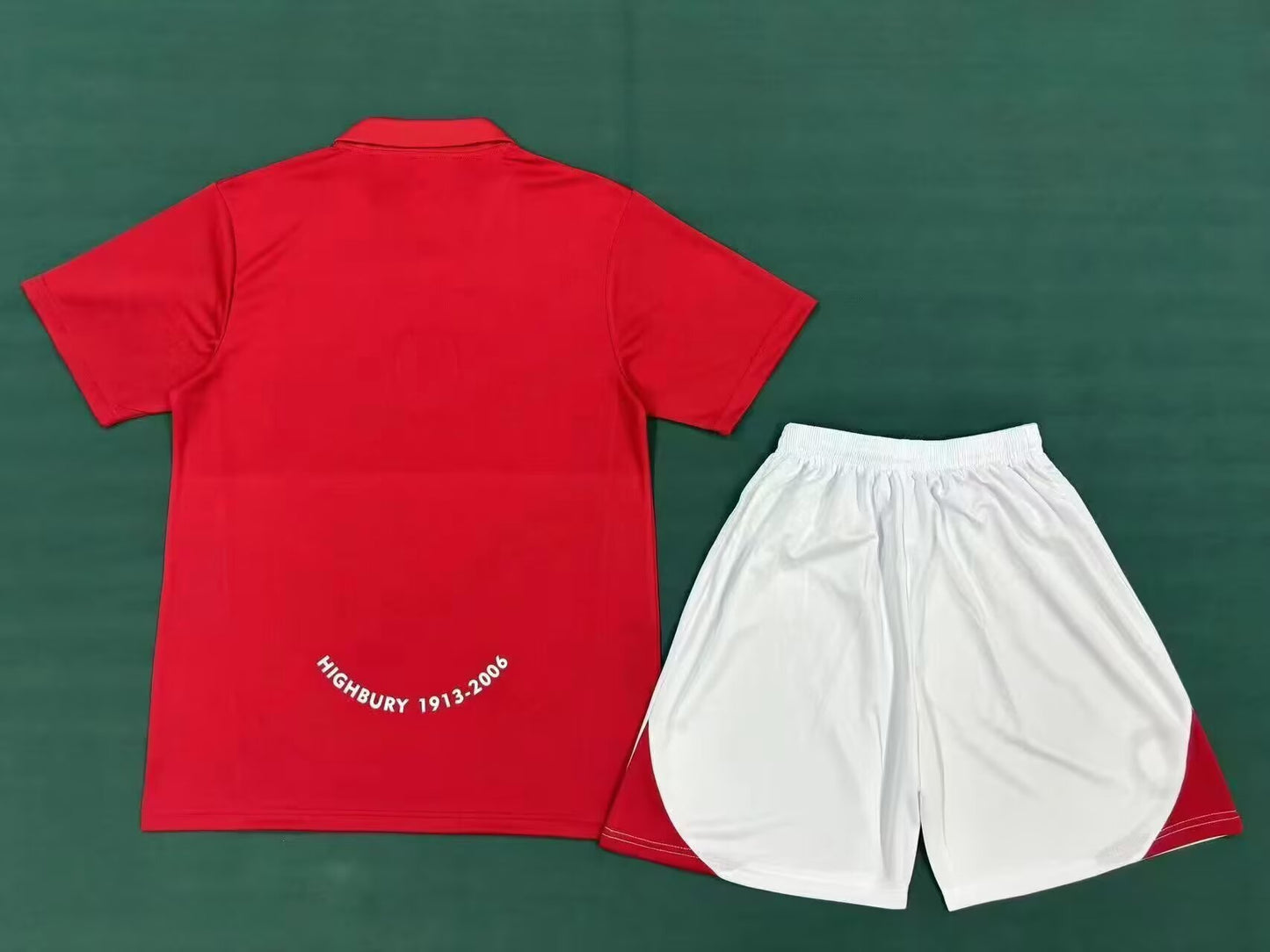 Retro Arsenal 2005/2006 Home Football Jersey