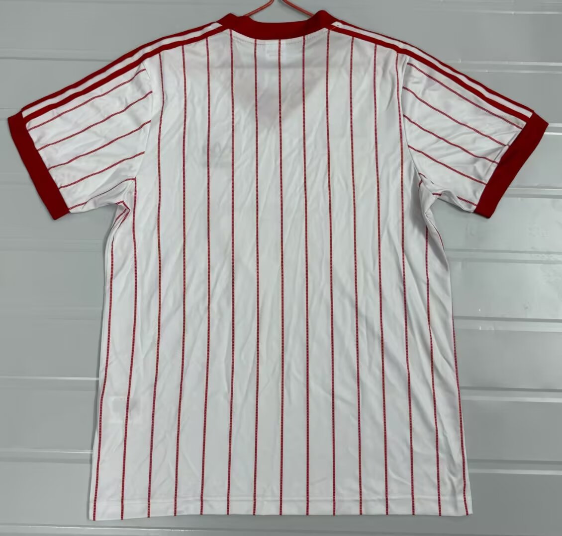 Retro Soviet Union 1982/1983 Away Football Jersey