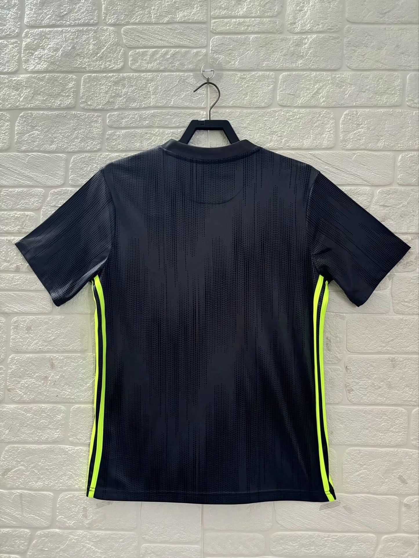 Retro Juventus 2018/2019 Home Football Jersey
